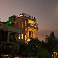 HOTEL THE OMAIRA