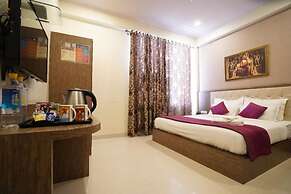 HOTEL THE OMAIRA