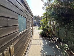 57 Southend Road