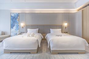 Qianhuazhou Hotel