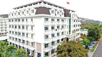Orbit Hotel Nha Trang