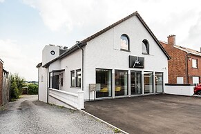 Smart Bnb - Hotel Battice