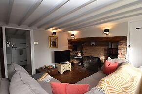 Rose Mullion Cottage
