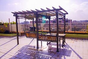 CherryWood Apartments