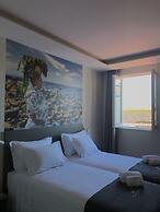 Flag Design Hotel