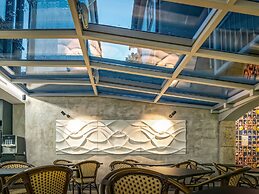 Flag Design Hotel