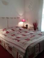 Human Hotel Résidence
