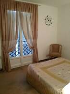 Human Hotel Résidence