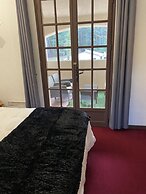 Human Hotel Résidence