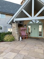 45 Steps - The Culinary Beachside Inn