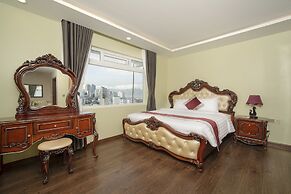 Me Q Beach Hotel & Apartment