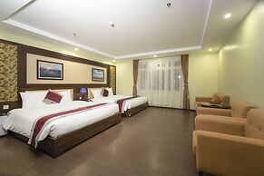 Me Q Beach Hotel & Apartment