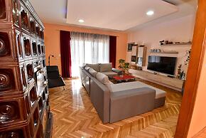 Family Home Agava
