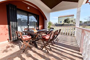 Family Home Agava
