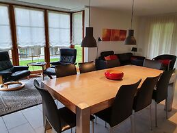Chalet Apartments Iseltwald