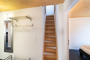 Chalet Apartments Iseltwald