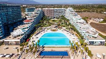 Condo Aria Ocean 306