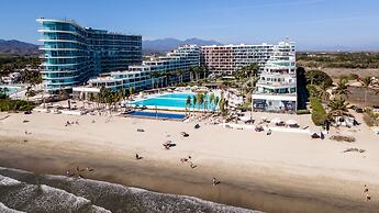 Condo Aria Ocean 306