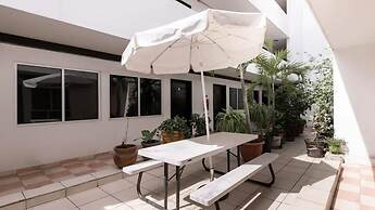 Dorada Inn