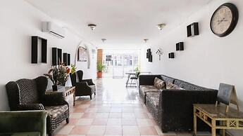 Dorada Inn