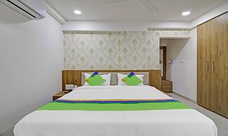 Treebo Chandraprasth Residency
