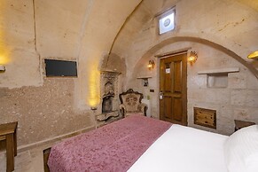 Zula Cave House