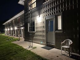 Muskoka Nights Motel