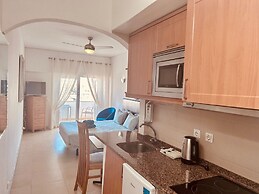 Lagos Main Avenue Studio With Marina View Balcony