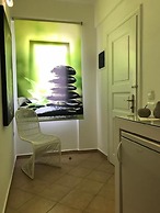 Yanna Asteri Suites