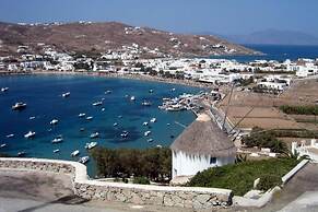 Yanna Asteri Suites