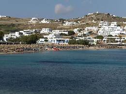 Yanna Asteri Suites