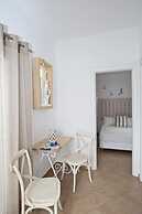 Yanna Asteri Suites