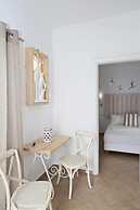 Yanna Asteri Suites