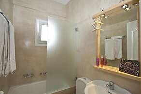 Yanna Asteri Suites