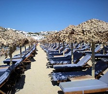 Yanna Asteri Suites