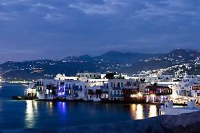 Yanna Asteri Suites