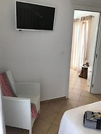 Yanna Asteri Suites