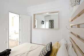 Yanna Asteri Suites