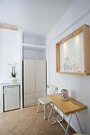 Yanna Asteri Suites