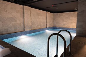 Mirot Residence