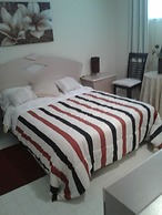 The Little Warm House - bed and Breakfast for Rent