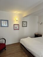 Beige Rooms