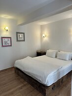 Beige Rooms