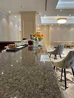 Astoria Grand Hotel