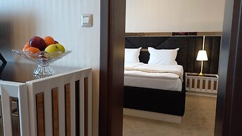 Astoria Grand Hotel