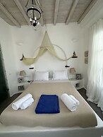 White Rock Suites & Villas