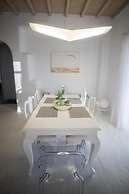 White Rock Suites & Villas