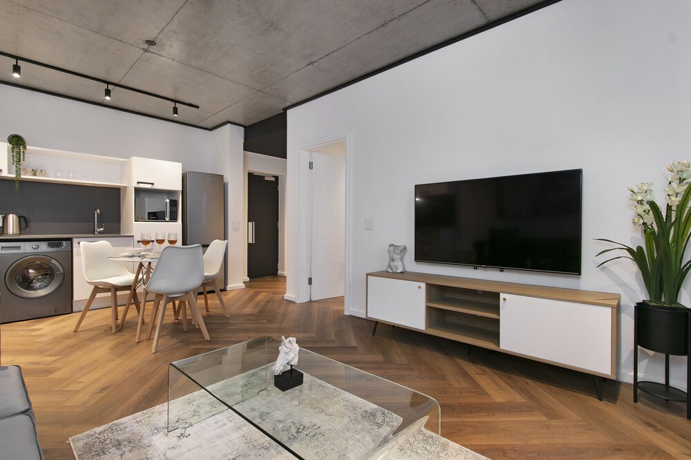 Bridgewater One 605