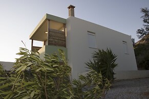 Paterakis Studio's Triopetra
