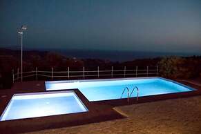 Paterakis Studio's Triopetra